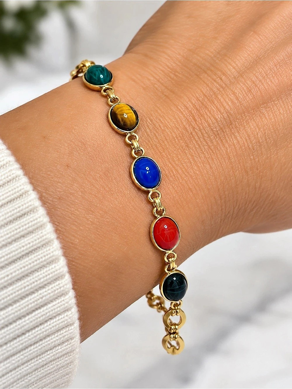 Vintage Scarab Bracelet - Retro 12k Gold Filled Carved Natural Gemstones - Circa